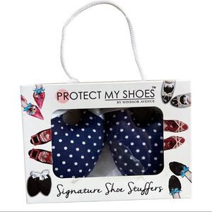 Windsor Avenue Signature Shoe Stuffers